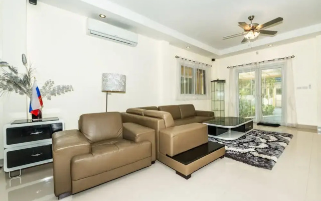 Platinum 3 bedrooms villa pool garden
