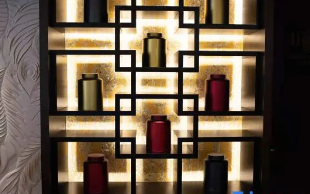 Jinjiang Metropolo Hotel (Nanjing Museum Shimenkan Subway Station)