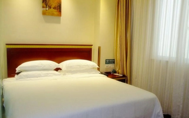 GreenTree Inn Nanjing Dachang Getang Metro Station Express Hotel