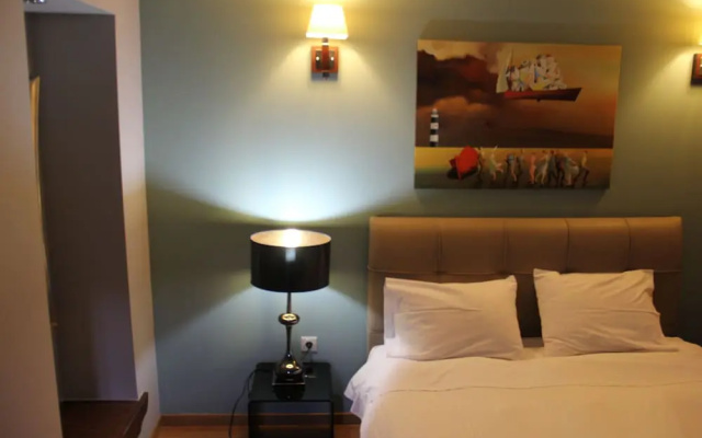 Tsarbou Guesthouse
