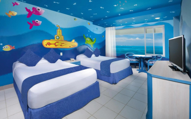 Oasis Palm Hotel