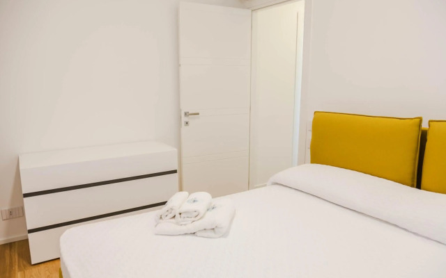 Calabona's promenade apartment