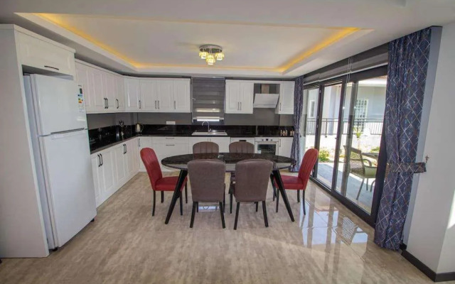 Göcek Marin C 4+1 Villa, Özel Havuzlu