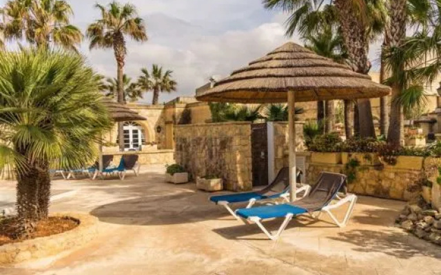 Tal Fanal 2 Bedroom