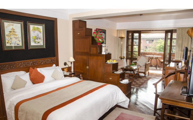 Shangri La Hotel