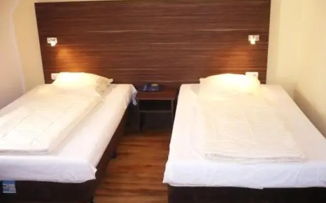 Hotel Ariana