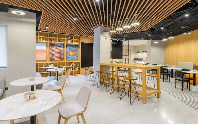 Atour  Light Hotel Hongqiao Beixinjing Metro Station Shanghai