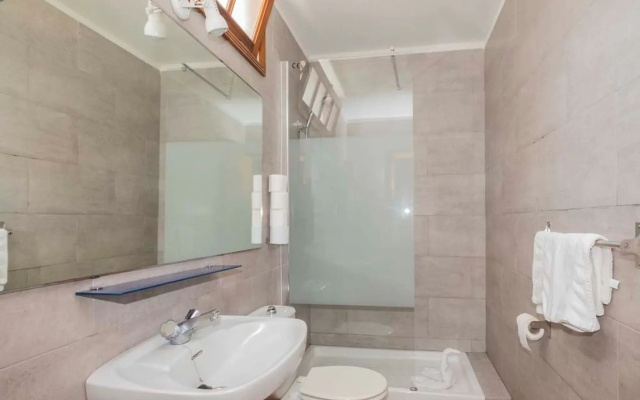 Beautiful Holiday Home in Adeje with Swimming Pool