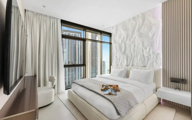 Serene 1BR Escape with Burj Khalifa View