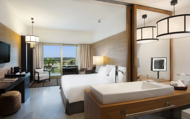 Курорт Victoria Golf Resort and Spa