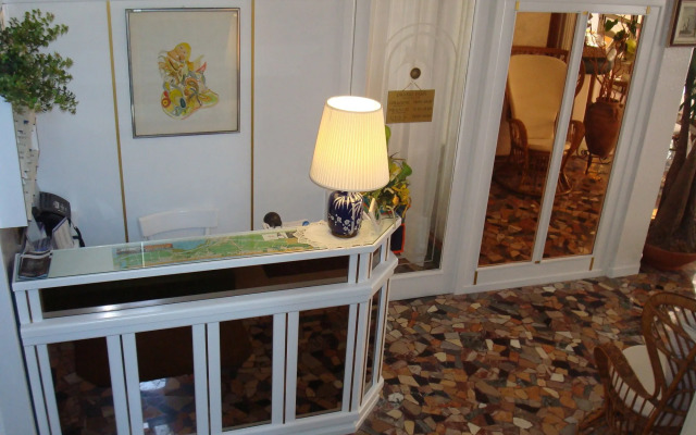 Hotel Marlisa Pier
