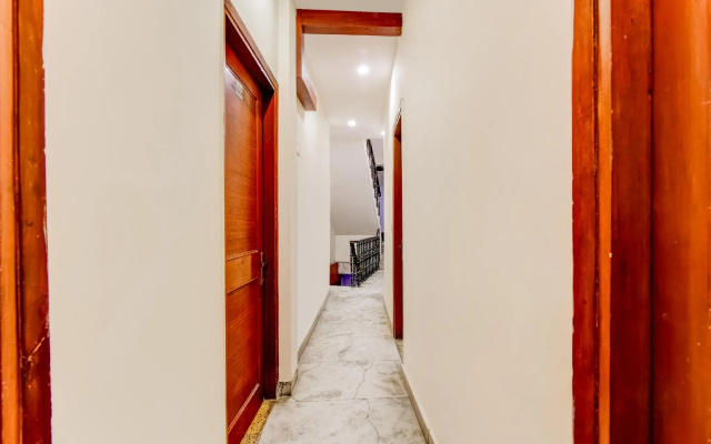 OYO 69760 Hotel Pink Palace