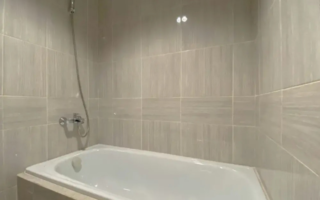 Cozy And Tranquil Studio Apartment Vasanta Innopark