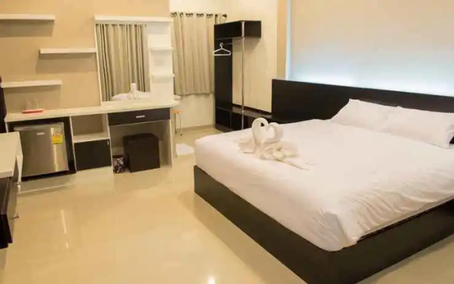 Hug Fang Hotel