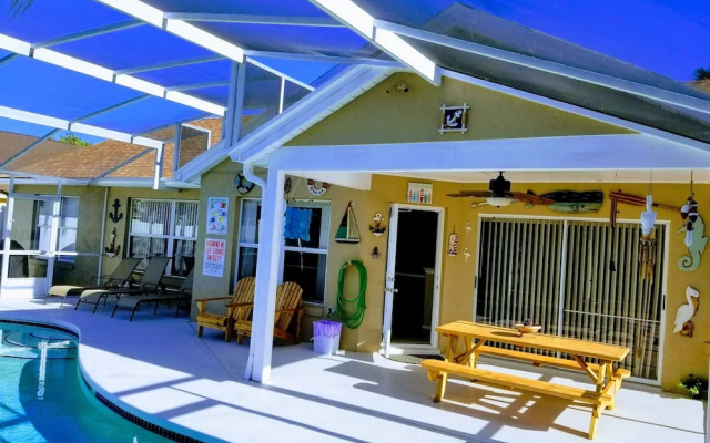 The Cozy House