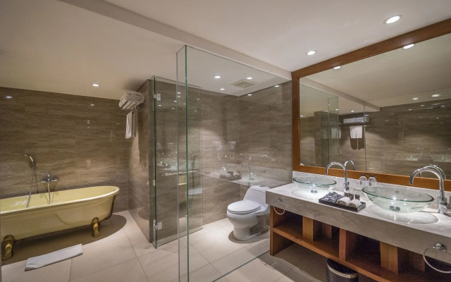 Отель The Nest Hotel Nusa Dua