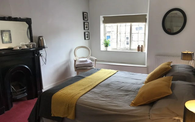 Drewe Arms Bunk Rooms
