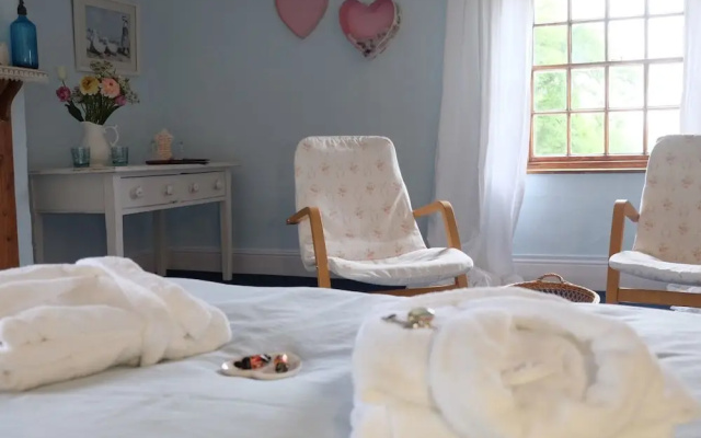 Lut's B&B