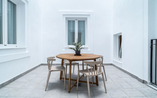 Limehome Sevilla Calle Granada