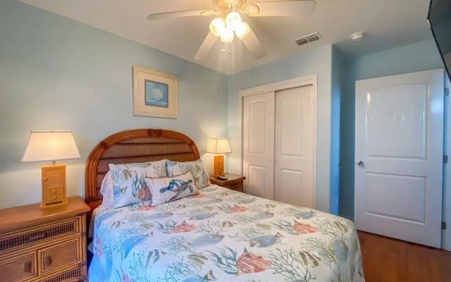 Fancy Flamingo 4 Bedroom Townhouse