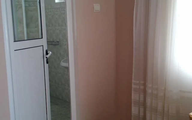 Galina Guest House