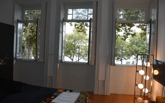 14 Esquadra Cais das Pedras Guest House