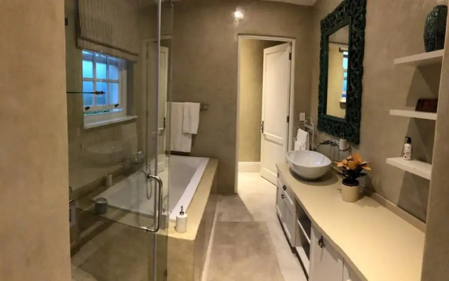 Creek Lane Guest House