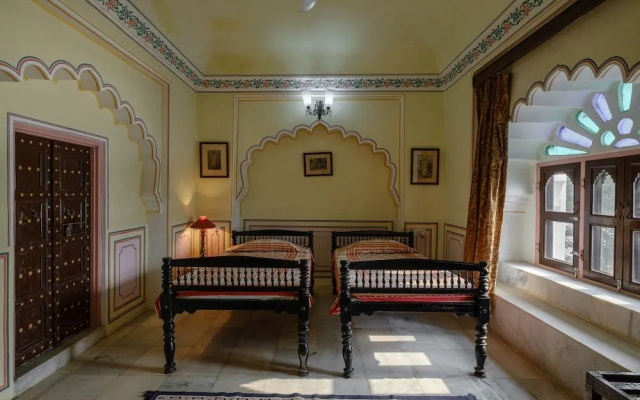 Hotel Rajmahal Palace