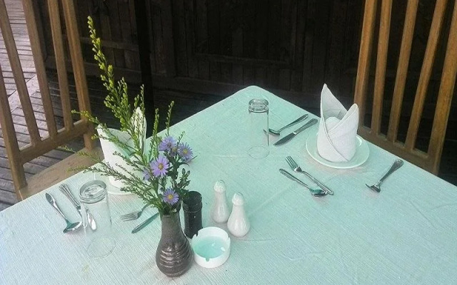 小山姆卡尔小屋(Little Samkar Lodge)