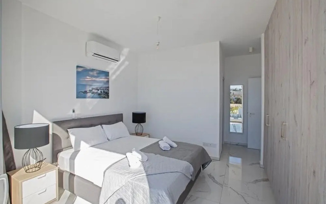 Villa Nina AQ Ol18