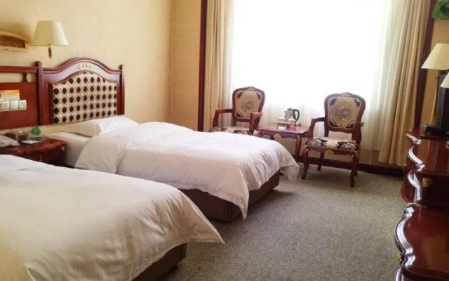 Manzhouli Port International Hotel