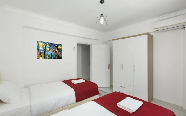 Golden Star Suites