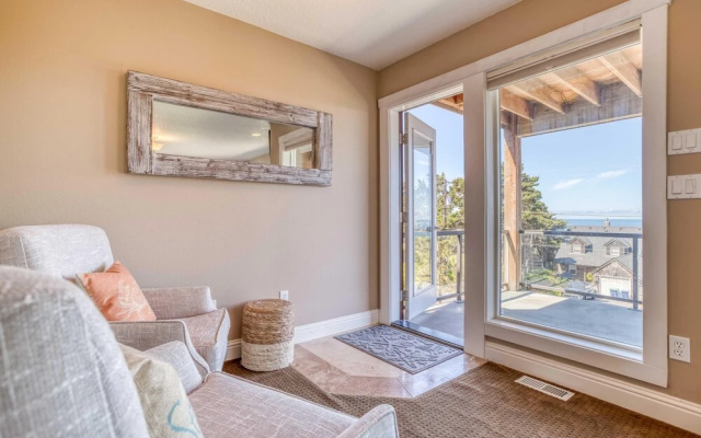 Rooftop Ocean Views and Garage Recreation - Stunning Coastal Treasure