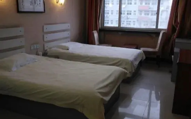 Dengfeng Business Hotel