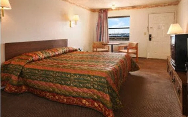 Americas Best Value Inn El Reno