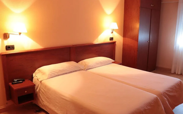 Hotel Maycar