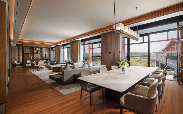 Wyndham Grand Plaza Royale Xiangai Mountain Fuzhou