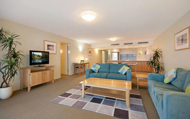 Riverside Apartments & Hotel Ballina