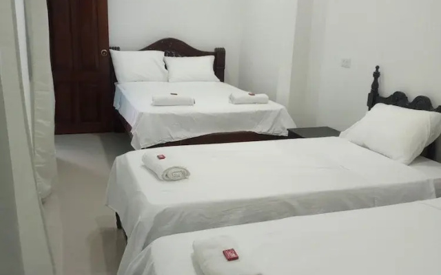Hotel Santa Bárbara Mompos
