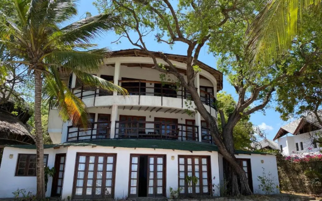 Silver Rock Hotel