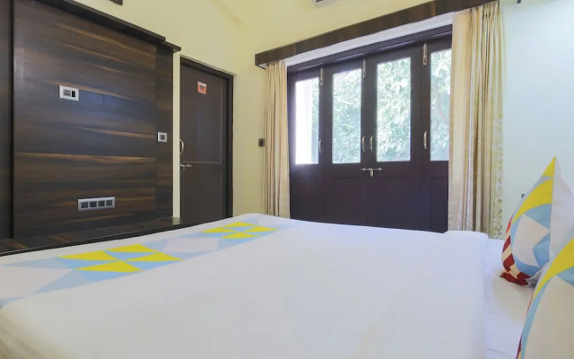 OYO 18731 Home Luxurious 3BHK Villa Assagaon