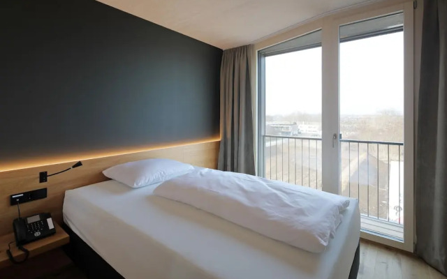 2nd Home Hotel