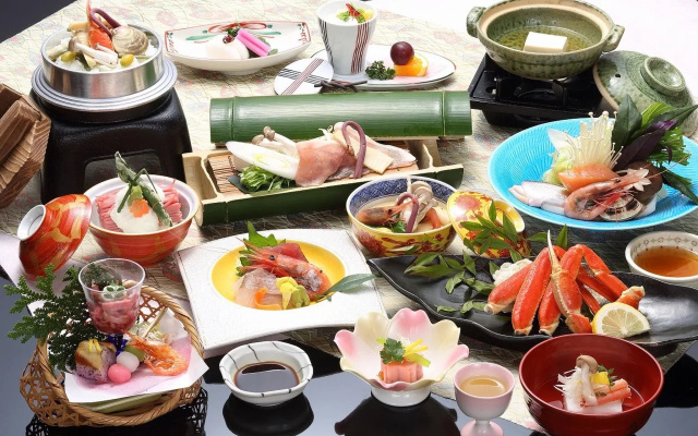 Yamanaka Onsen Shirasagiyu Tawaraya