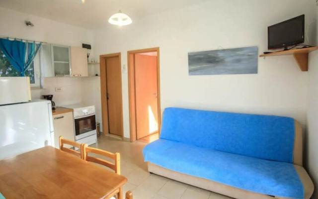 Bungalow In Sumartin, With Garden, Near The Sea