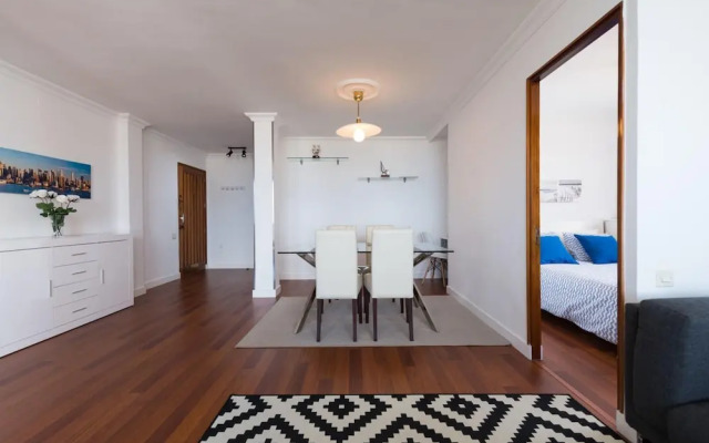Stunning Double Bedroom Apartment Bkjh