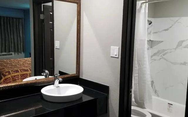 Delux Inn Mesquite Near I-30 Dallas