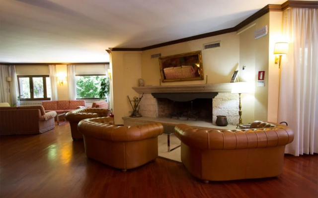 Hotel Corona