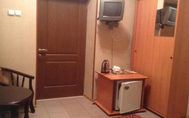 Teatralnaya Hotel