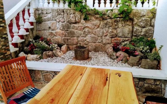 Solovi Dvori