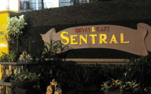 Sentral Hotel & Cafe